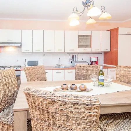 Casa de Férias Holiday Davor Ližnjan